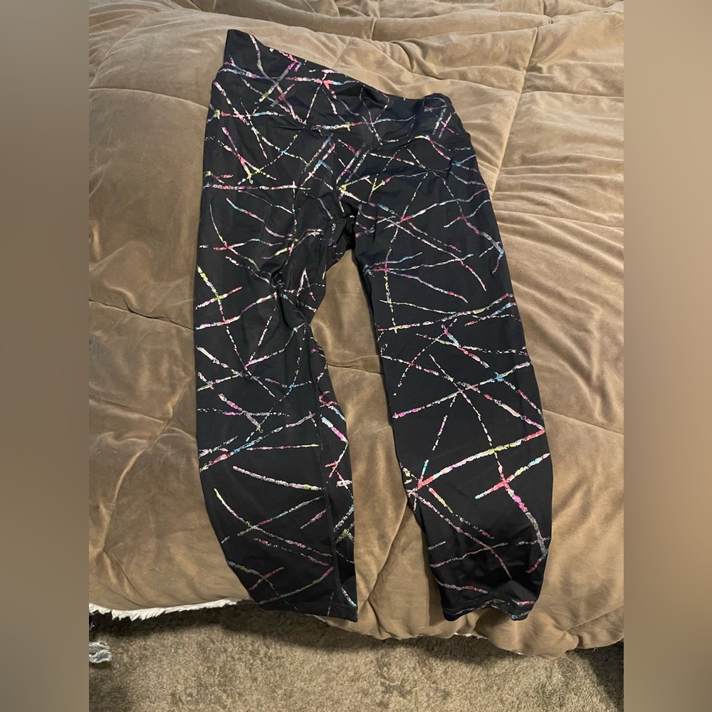 Zyia crop leggings